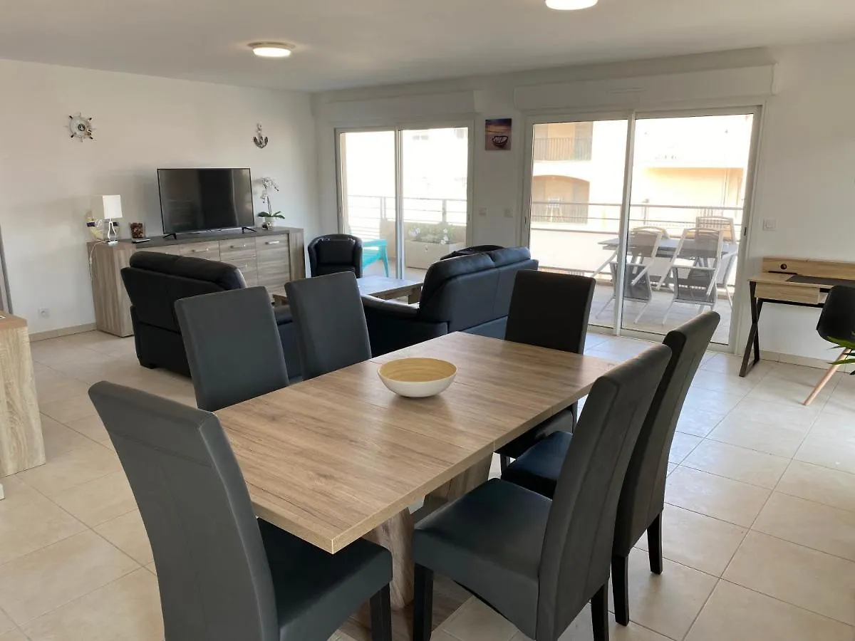 Appartement 3 Chambres Le Baia Sainte-Maxime 0*,